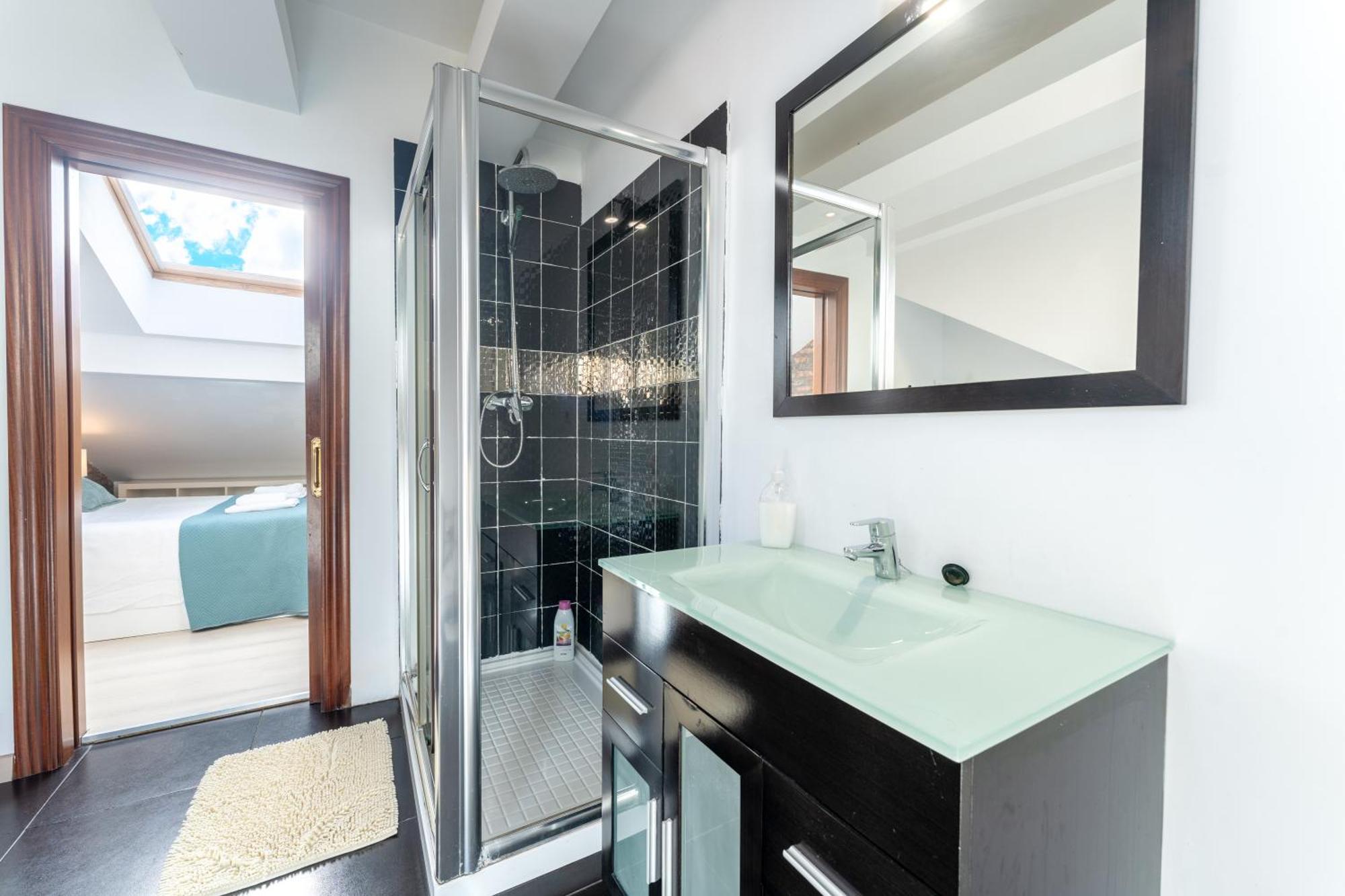 Loft En Calle Emblematica By Urbanhosting Santander Buitenkant foto