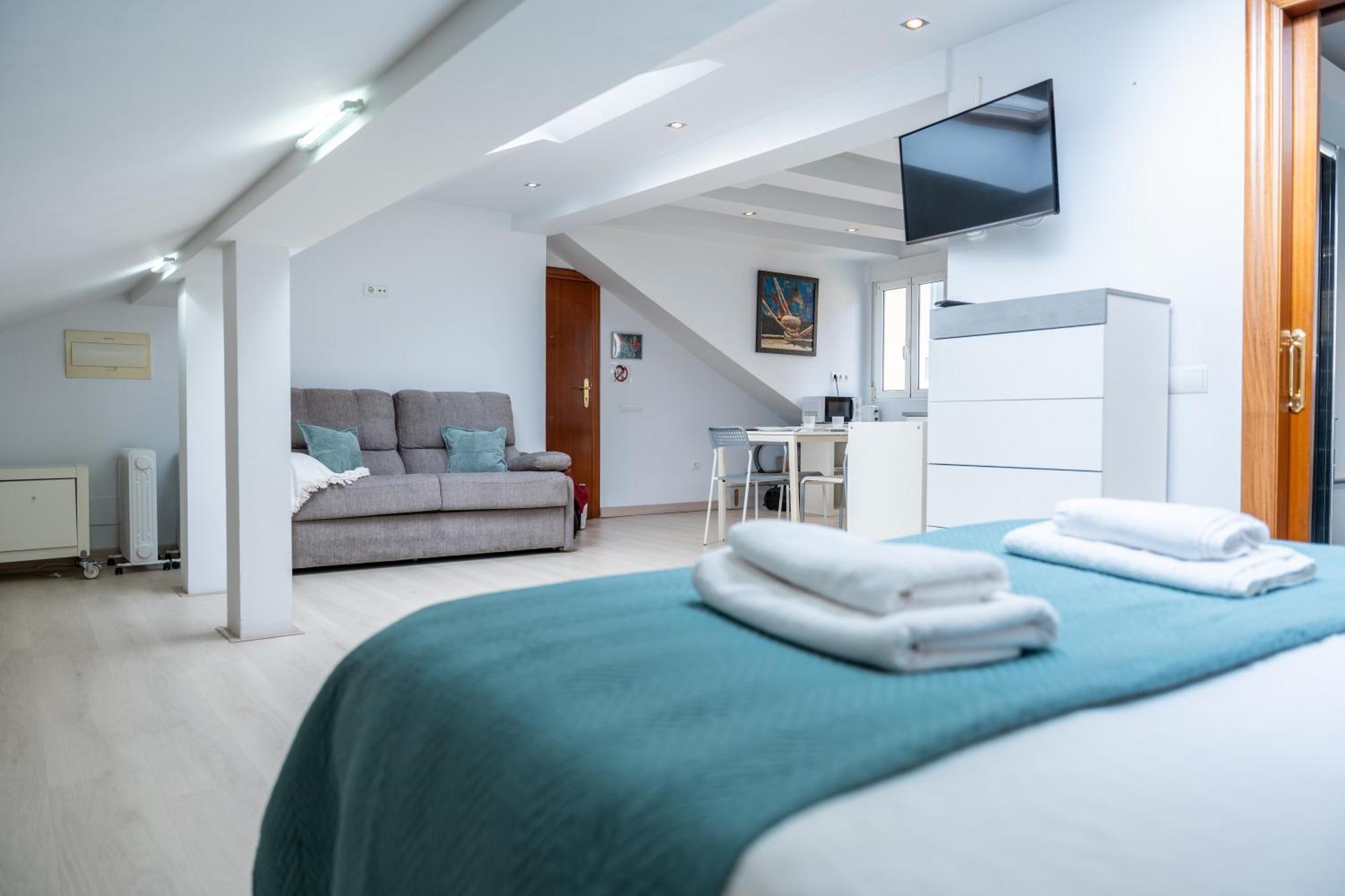 Loft En Calle Emblematica By Urbanhosting Santander Buitenkant foto